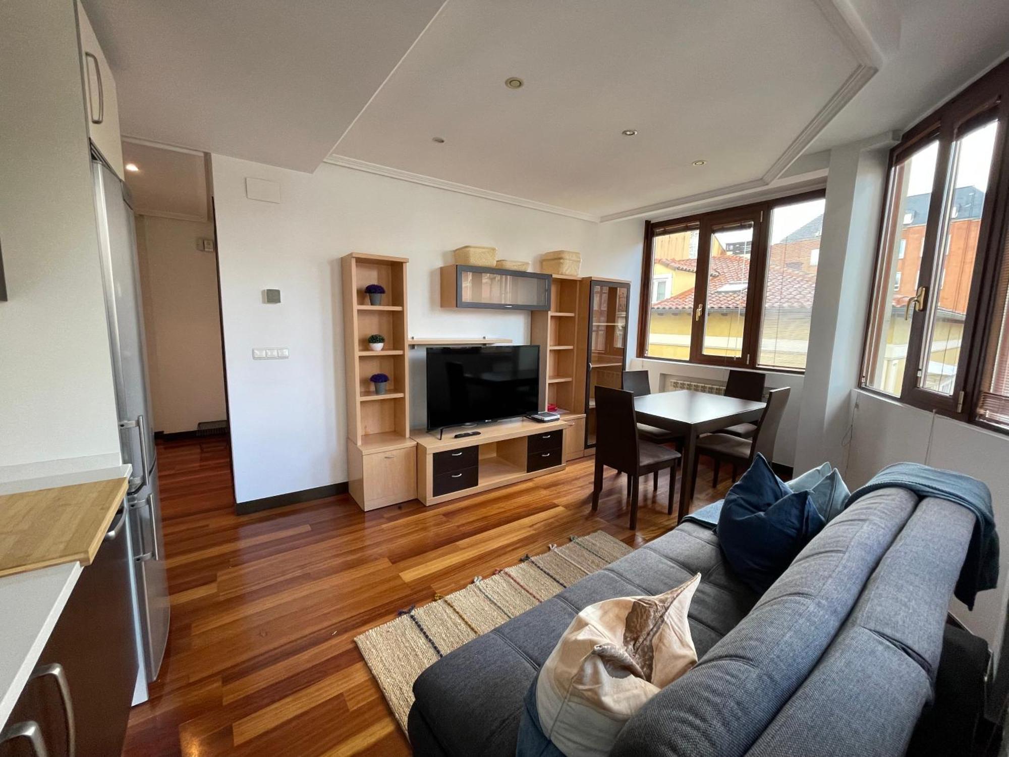 Atuaire Home Vivienda B Luminosa Parking Incluido En Plena Calle Comercial Burgo Εξωτερικό φωτογραφία